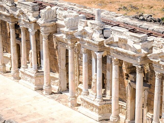 Salda Gölü Pamukkale Çeşme Alaçatı Turu 1 Gece Otel Konaklaması